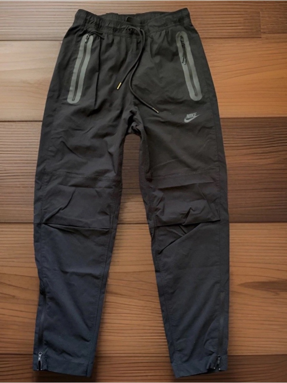 NIKE Pants Mens Small Black Tech Drawcord Waist Zipper Pockets Lightweight Track - Picture 4 of 14